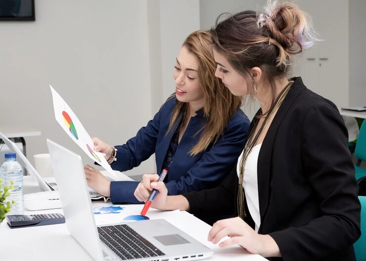 FCA-Aligned Lead Qualification and Screening