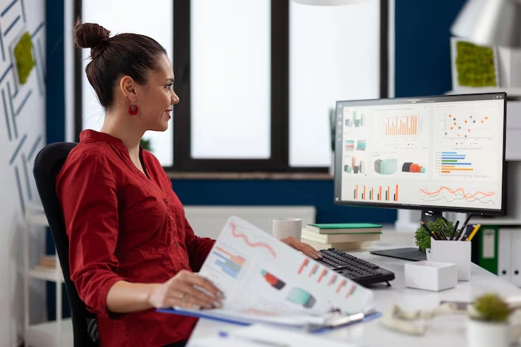 Performance Reporting and Risk Monitoring